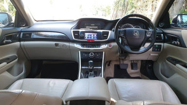 2013 Honda Accord VTIL Automatic - "KM 32rb" Record Service (s-8) 2013 Honda Accord VTIL Automatic - "KM 32rb" Record Service (s-8)