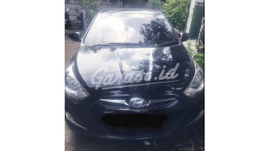 2013 Hyundai Grand Avega GL 2013 Hyundai Grand Avega GL