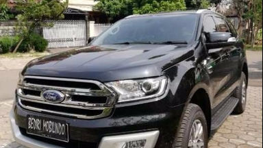 2015 Ford New Everest 2.5 L LIMITED - SIAP PAKAI (s-0) 2015 Ford New Everest 2.5 L LIMITED - SIAP PAKAI (s-0)