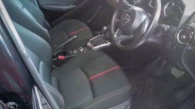 2015 Mazda 2 GT - Mobil Pilihan (s-4) 2015 Mazda 2 GT - Mobil Pilihan (s-4)