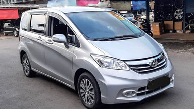 2014 Honda Freed PSD - Mobil Pilihan (s-1) 2014 Honda Freed PSD - Mobil Pilihan (s-1)