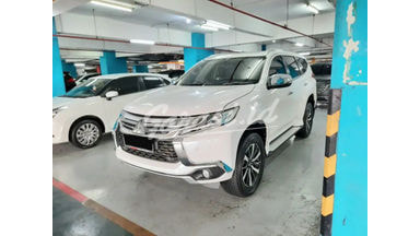 2017 Mitsubishi Pajero Sport DAKAR FACELIFT - Diesel Istimewa Perawatan Siap Luar Kota 2017 Mitsubishi Pajero Sport DAKAR FACELIFT - Diesel Istimewa Perawatan Siap Luar Kota
