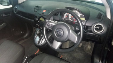 2012 Mazda 2 V Matic - Siap Pakai Dan Mulus (s-9) 2012 Mazda 2 V Matic - Siap Pakai Dan Mulus (s-9)