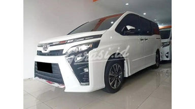 2018 Toyota Voxy 2.0 - Mobil Pilihan 2018 Toyota Voxy 2.0 - Mobil Pilihan
