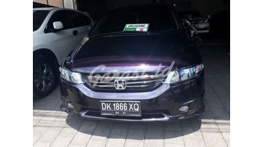2004 Honda Odyssey at - Nyaman Terawat 2004 Honda Odyssey at - Nyaman Terawat