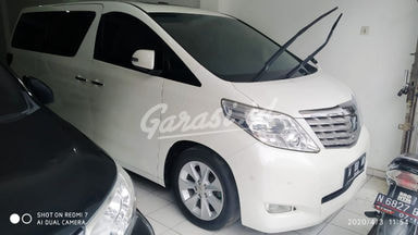 2009 Toyota Alphard at - Mulus Siap Pakai 2009 Toyota Alphard at - Mulus Siap Pakai