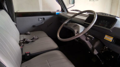 2013 Mitsubishi L300 BOX - Kondisi Istimewa (s-1) 2013 Mitsubishi L300 BOX - Kondisi Istimewa (s-1)