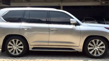 2016 Lexus LX 570 - Full Orisinal Seperti Baru (s-2) 2016 Lexus LX 570 - Full Orisinal Seperti Baru (s-2)