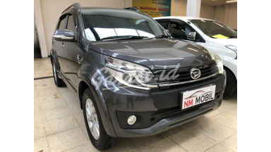 2015 Daihatsu Terios New R - Barang mulus Siap pakai 2015 Daihatsu Terios New R - Barang mulus Siap pakai
