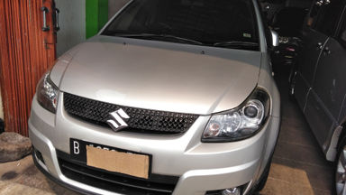 2011 Suzuki Sx4 x over - Barang Cakep (s-0) 2011 Suzuki Sx4 x over - Barang Cakep (s-0)