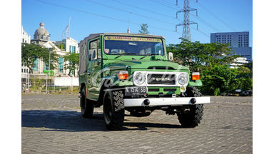1979 Toyota Land Cruiser FJ40 - Istimewa Siap Pakai 1979 Toyota Land Cruiser FJ40 - Istimewa Siap Pakai