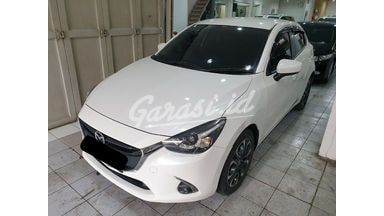 2017 Mazda 2 R - Mobil Pilihan 2017 Mazda 2 R - Mobil Pilihan