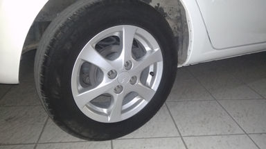 2016 Daihatsu Ayla X - Istimewa Siap Pakai (s-6) 2016 Daihatsu Ayla X - Istimewa Siap Pakai (s-6)