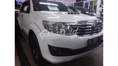 2014 Toyota Fortuner G VNT - kondisi oke, siap pakai, harga nego 2014 Toyota Fortuner G VNT - kondisi oke, siap pakai, harga nego