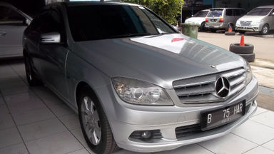 2011 Mercedes Benz C-Class 200 - UNIT TERAWAT 2011 Mercedes Benz C-Class 200 - UNIT TERAWAT