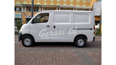 2014 Daihatsu Gran Max Blindvan Ac - Surat Lengkap 2014 Daihatsu Gran Max Blindvan Ac - Surat Lengkap