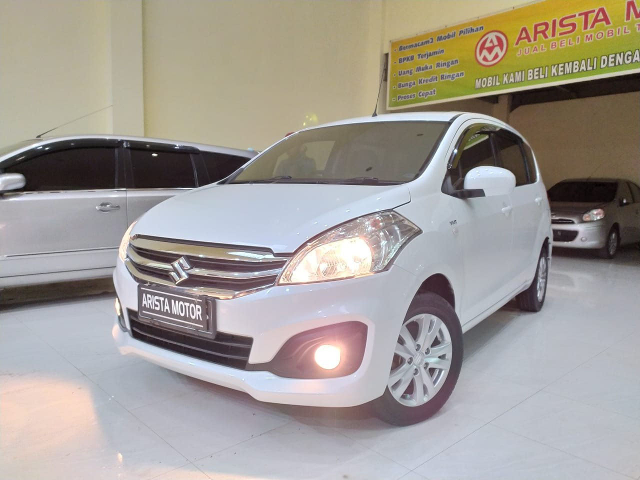 2016 Suzuki Ertiga GL 2016 Suzuki Ertiga GL