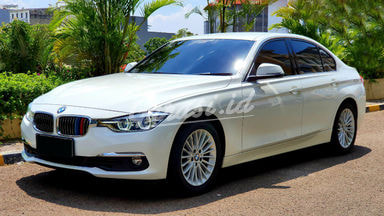2018 BMW 3 Series 320i 2018 BMW 3 Series 320i