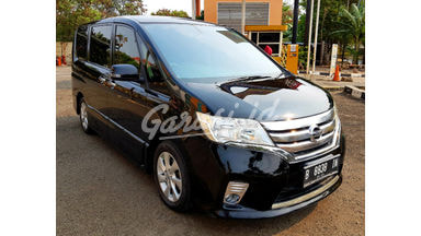 2013 Nissan Serena High Way Star - Harga Bersahabat - Mulus Siap Pakai 2013 Nissan Serena High Way Star - Harga Bersahabat - Mulus Siap Pakai