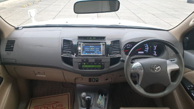 2013 Toyota Fortuner 2.7 V 4x4 Bensin AT Fullspec - Favorit Dan Istimewa (s-1) 2013 Toyota Fortuner 2.7 V 4x4 Bensin AT Fullspec - Favorit Dan Istimewa (s-1)
