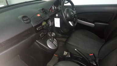 2012 Mazda 2 V Matic - Siap Pakai Dan Mulus (s-4) 2012 Mazda 2 V Matic - Siap Pakai Dan Mulus (s-4)