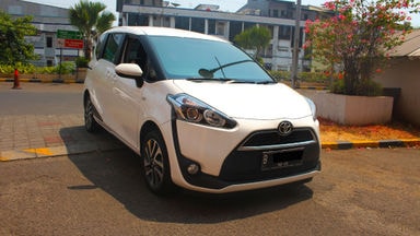 2017 Toyota Sienta V - ada service record bengkel toyota (s-1) 2017 Toyota Sienta V - ada service record bengkel toyota (s-1)