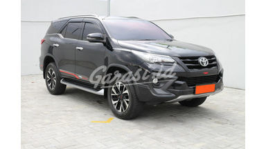2018 Toyota Fortuner VRZ TRD 2018 Toyota Fortuner VRZ TRD