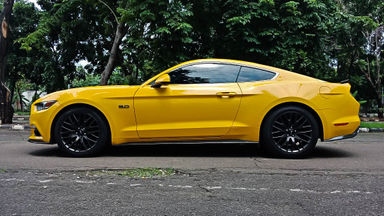 2016 Ford Mustang GT 5.0 - Mobil Pilihan (s-2) 2016 Ford Mustang GT 5.0 - Mobil Pilihan (s-2)