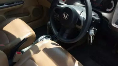 2013 Honda Brio E AT - Kondisi Mulus Tinggal Pakai (s-3) 2013 Honda Brio E AT - Kondisi Mulus Tinggal Pakai (s-3)
