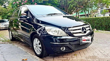 2010 Mercedes Benz B-Class B180 Panoramic - Bekas Berkualitas 2010 Mercedes Benz B-Class B180 Panoramic - Bekas Berkualitas