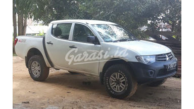 2012 Mitsubishi Strada Triton GLX - Kondisi Bagus 2012 Mitsubishi Strada Triton GLX - Kondisi Bagus