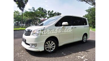2015 Toyota Nav1 V Limited 2015 Toyota Nav1 V Limited