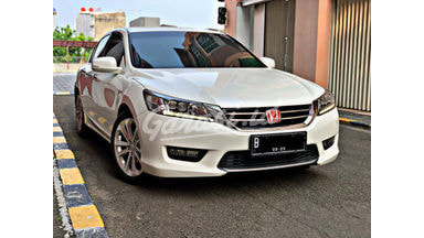 2015 Honda Accord VTIL - Mobil Pilihan 2015 Honda Accord VTIL - Mobil Pilihan
