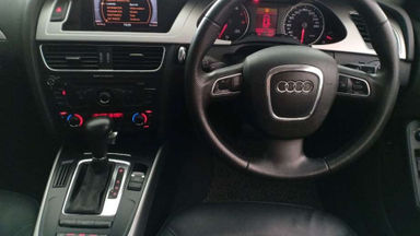 2011 Audi A4 1.8 AT - Good Condition (s-4) 2011 Audi A4 1.8 AT - Good Condition (s-4)