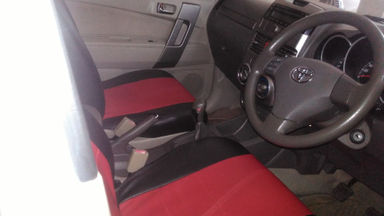 2011 Toyota Rush g - Pajak Panjang (s-5) 2011 Toyota Rush g - Pajak Panjang (s-5)