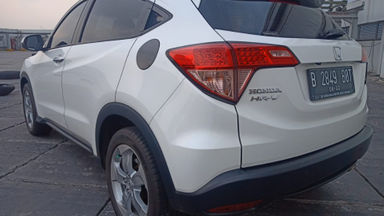 2017 Honda HR-V E CVT - Siap Pakai Dan Mulus (s-14) 2017 Honda HR-V E CVT - Siap Pakai Dan Mulus (s-14)