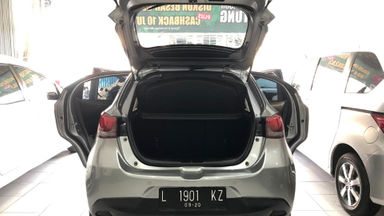 2014 Mazda 2 R Skyactive - Thn 2014/ Pmk'15 Silver "KM 55rb Record" (s-6) 2014 Mazda 2 R Skyactive - Thn 2014/ Pmk'15 Silver "KM 55rb Record" (s-6)