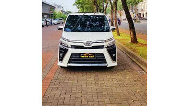 2017 Toyota Voxy at - SIAP PAKAI ! 2017 Toyota Voxy at - SIAP PAKAI !