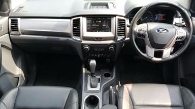 2015 Ford New Everest 2.5 L - SIAP PAKAI (s-5) 2015 Ford New Everest 2.5 L - SIAP PAKAI (s-5)