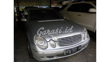 2004 Mercedes Benz E-Class 260 - Siap Pakai Dan Mulus 2004 Mercedes Benz E-Class 260 - Siap Pakai Dan Mulus