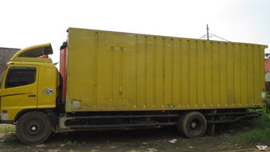 2007 Hino Ranger Truck lohan engkel - Barang Bagus Siap Pakai (s-2) 2007 Hino Ranger Truck lohan engkel - Barang Bagus Siap Pakai (s-2)