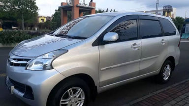 2013 Daihatsu Xenia R DLX - Good Condition (s-3) 2013 Daihatsu Xenia R DLX - Good Condition (s-3)