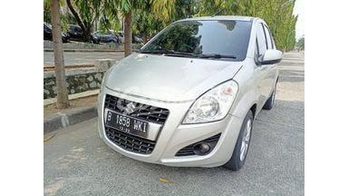 2013 Suzuki Splash GL 2013 Suzuki Splash GL