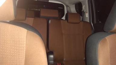 2017 Toyota Sienta V CVT - Istimewa (s-2) 2017 Toyota Sienta V CVT - Istimewa (s-2)