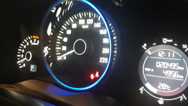 2016 Honda HR-V E CVT Automatic - Km Rendah Seperti Baru (s-7) 2016 Honda HR-V E CVT Automatic - Km Rendah Seperti Baru (s-7)