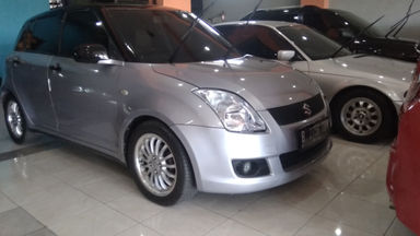 2008 Suzuki Swift - Mulus Siap Pakai (s-2) 2008 Suzuki Swift - Mulus Siap Pakai (s-2)
