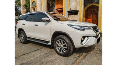 2016 Toyota Fortuner VRZ - Mobil Pilihan 2016 Toyota Fortuner VRZ - Mobil Pilihan