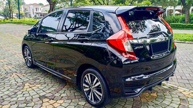 2017 Honda Jazz RS - Mobil Pilihan (s-2) 2017 Honda Jazz RS - Mobil Pilihan (s-2)