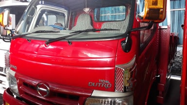 2011 Hino Dutro 110 SL LONG - Kondisi Mulus Siap Pakai (s-2) 2011 Hino Dutro 110 SL LONG - Kondisi Mulus Siap Pakai (s-2)