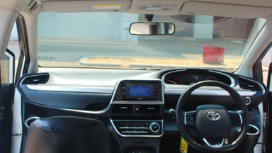 2017 Toyota Sienta V - ada service record bengkel toyota (s-7) 2017 Toyota Sienta V - ada service record bengkel toyota (s-7)